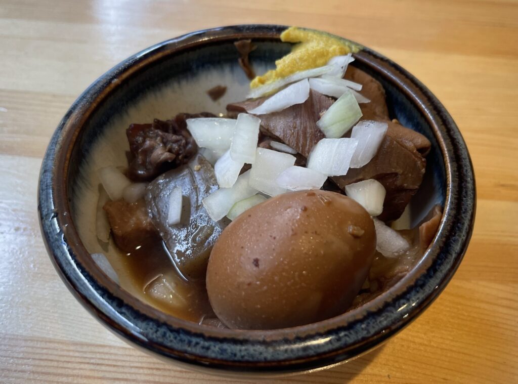 【もつ焼き・煮込み 吉祥寺はらわた】吉祥寺で愛犬と一緒に居酒屋で飲めるテラス席があります！